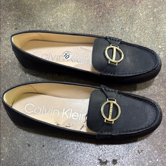 Calvin Klein Women's Black Loafers - Picture 2 of 4